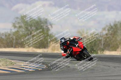 media/Nov-16-2025-Race Pace (Sun) [[8c5fa54630]]/Verified Riders/2-Turn 7 (945am)/